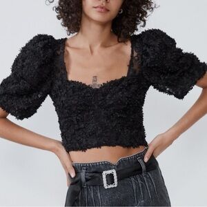 Zara Puff Sleeve Crop Top w Floral Appliqué in Black